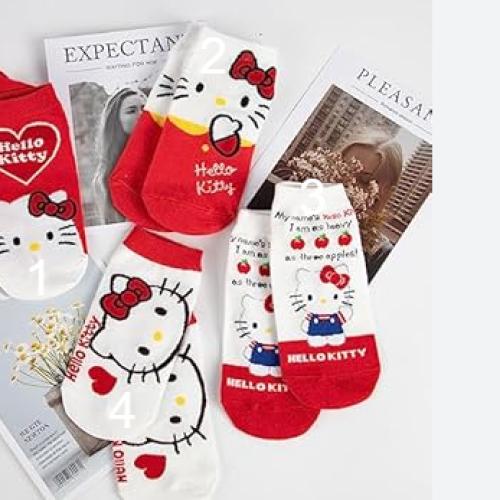 جوارب هيلو كاتي احمر قطعة واحدة