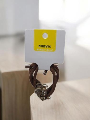 بكلات بكرستالات لامعة