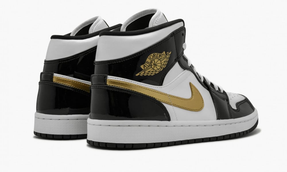 Aj1 mid clearance black gold