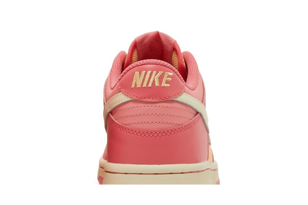 Dunk Low GS 'Strawberry Peach' أحذية رياضية فاخرة