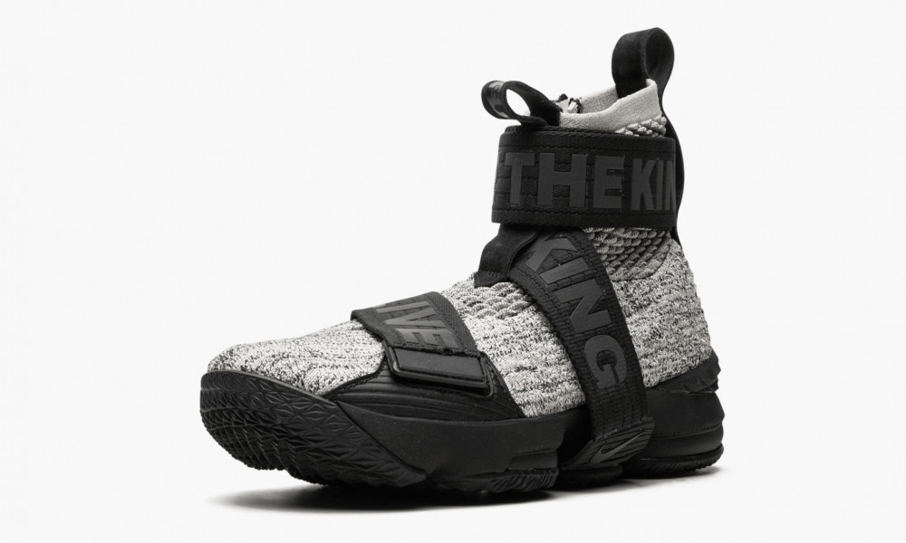 Lebron 15 hot sale lifestyle kith concrete