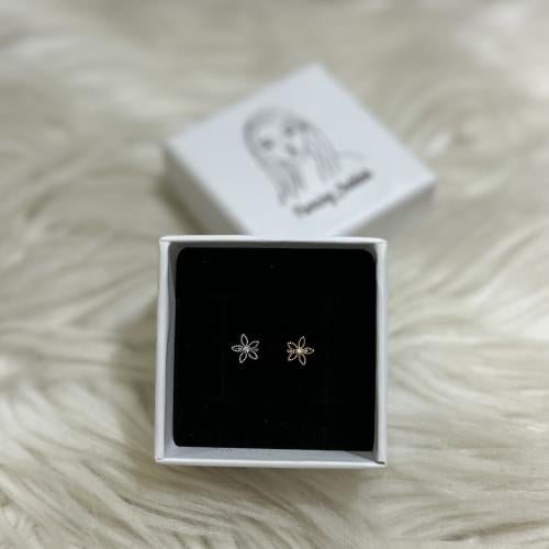 زهور - حلق طبي - Piercing