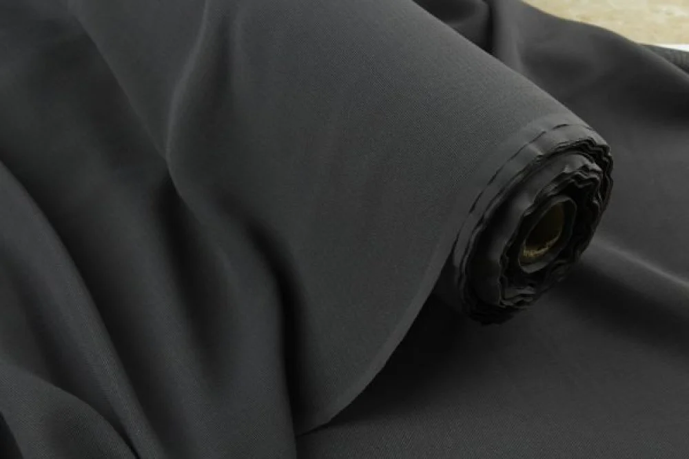 أفضل أنواع أقمشة العبايات - أقمشة مناسبة لتفصيل العبايات - متجر ماي سكارف  - عبايات ماي سكارف