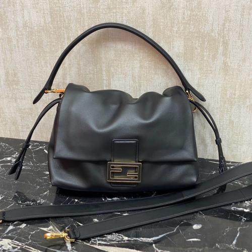 شنطة فندي أسود Fendi