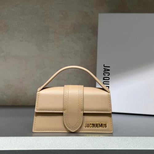 شنطة جاكيموس Jacquemus
