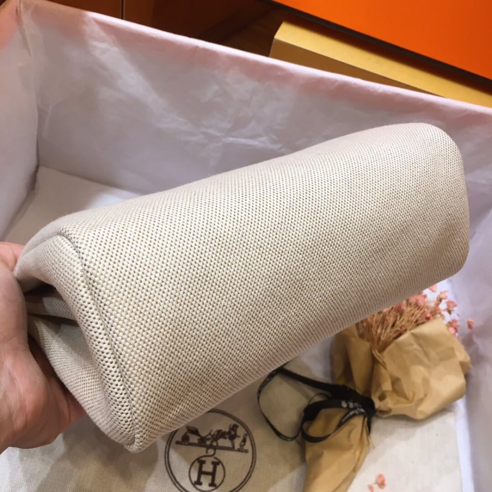 شنطة هيرمز هيرباق Hermes ماستر