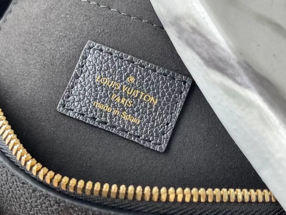 شنطة لويس فيتون LV SPEEDY BANDOULIERE 20 ماستر كواليتي
