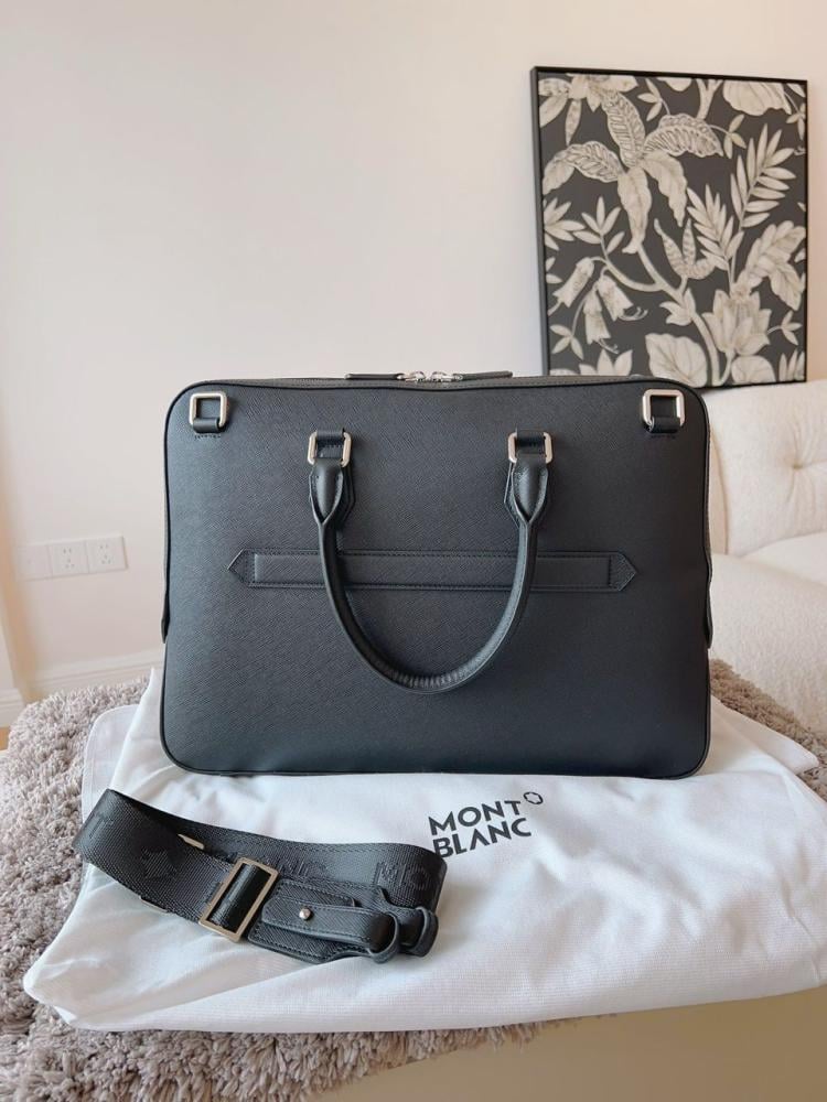 شنطة مونت بلانك حجم ٣٩ سم