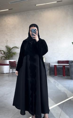 عباية مخمل بتداخلات كتان