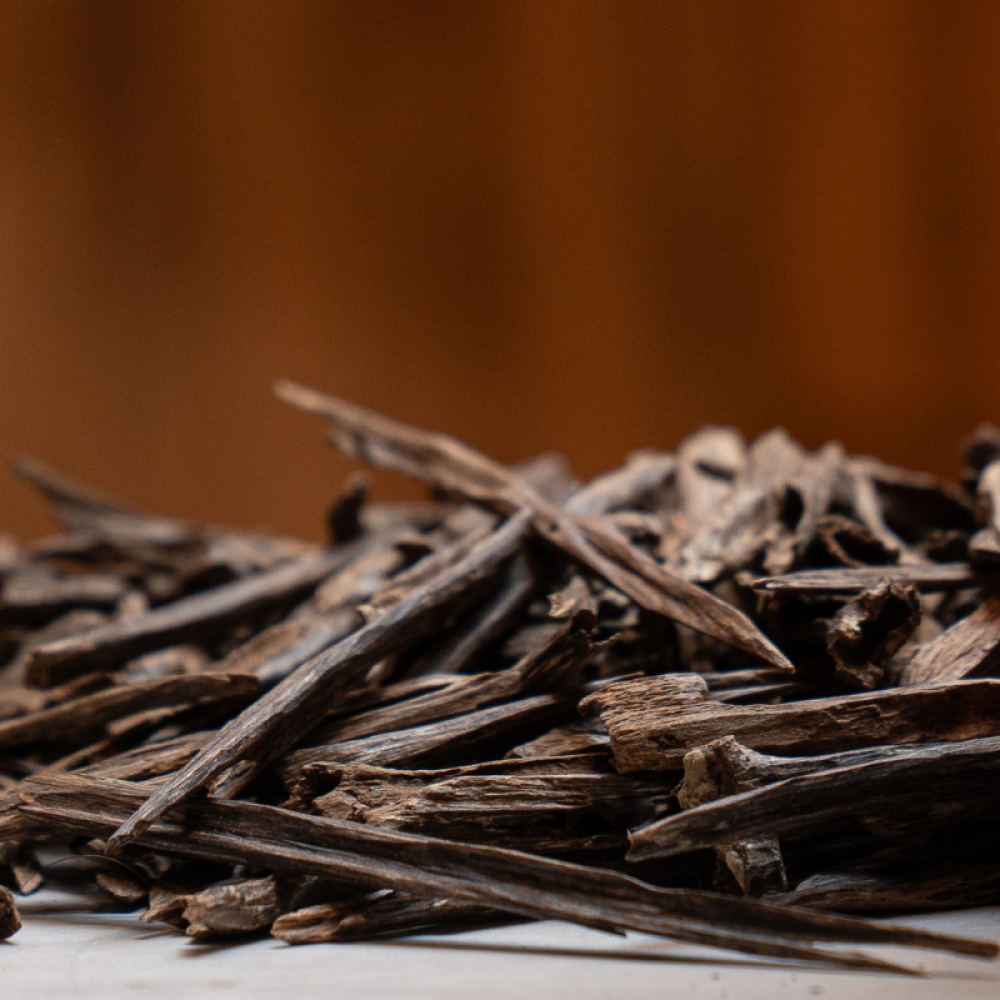 تسوق عود هندي سلا سوبر مرتفع ودبل من متجر مجالس الكرام للعود الطبيعي