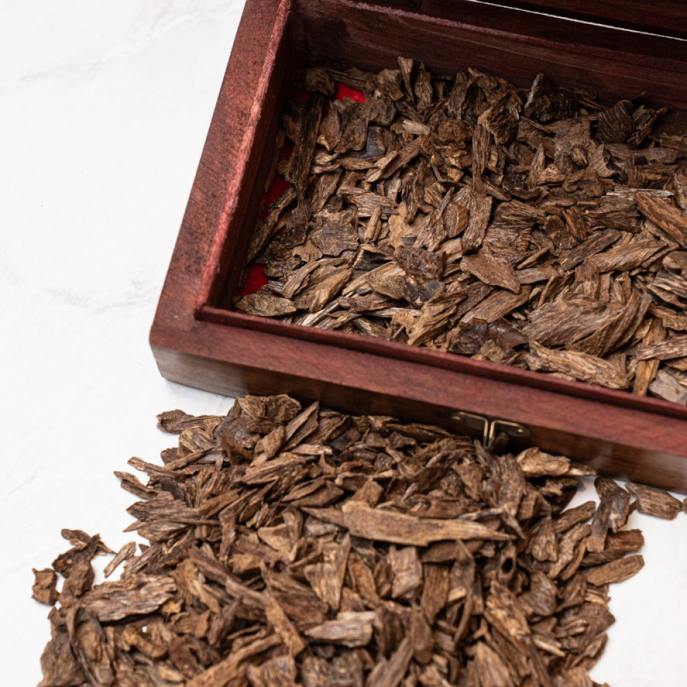 عود طبيعي دقه ماليزي سوبر من افخم واجود انواع خشب العود الماليزي