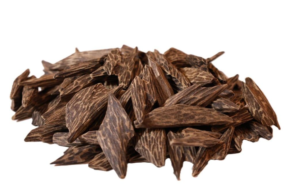 عود تايقر كمبودي الملكي - بخور كمبودي فاخر بعبير خشبي عميق