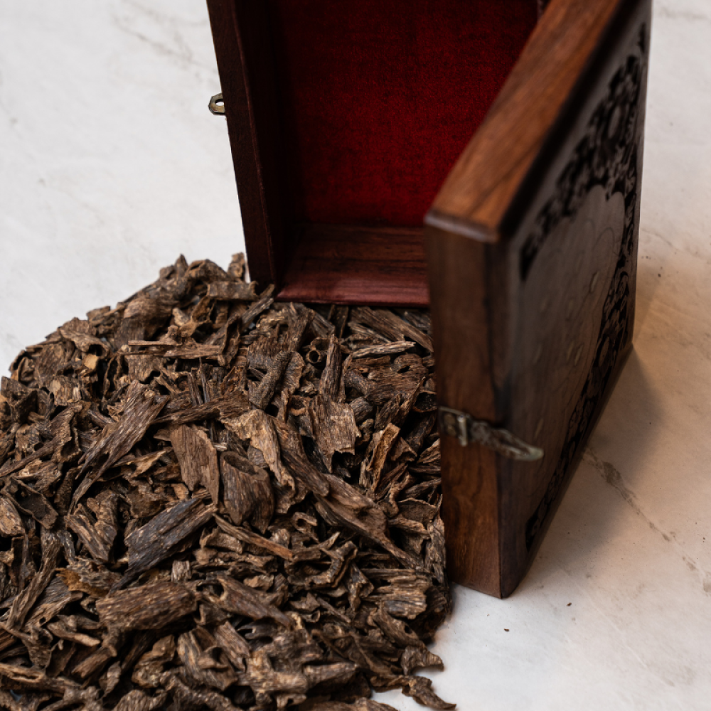 عود هندي موري طبيعي - متجر مجالس الكرام للعود الاصلي