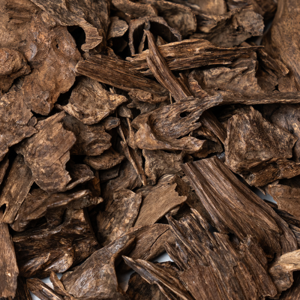 بخور عود سيلاني فاخر برائحة ثابتة تدوم ساعات, مثالي لمحبي رائحة العود