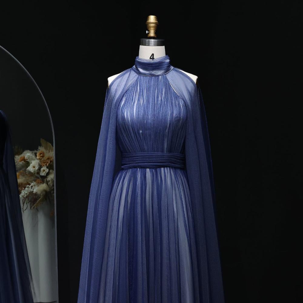 فستان سهرة ناعم تل كلوش عالي الرقبة بأكمام