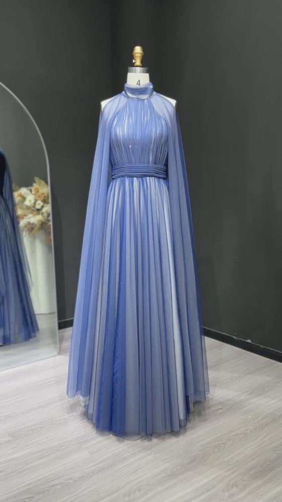 فستان سهرة ناعم تل كلوش عالي الرقبة بأكمام