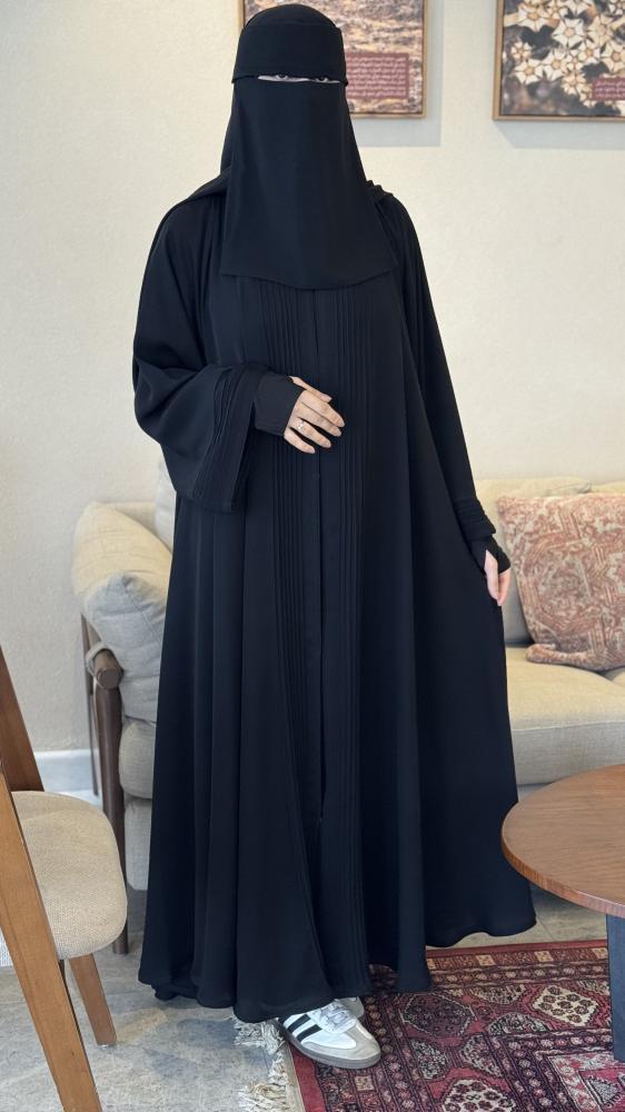 عباية دبل كلوش مع أكمام متصله بالابهام