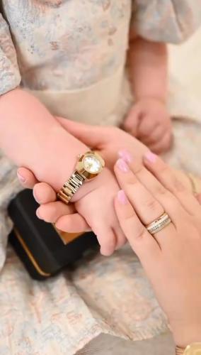 ساعه اطفال للبنات