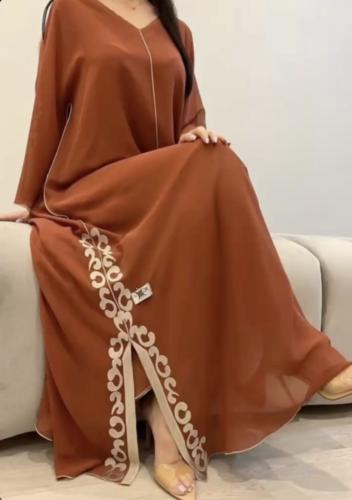 جديدنا قماش الجورجيت والتطريز بخيوط الحرير والألوا...