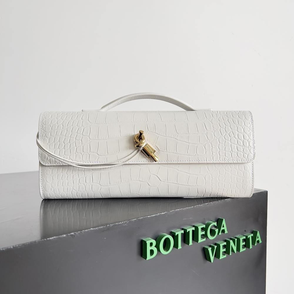 BV Andiamo  Clutch 29cm