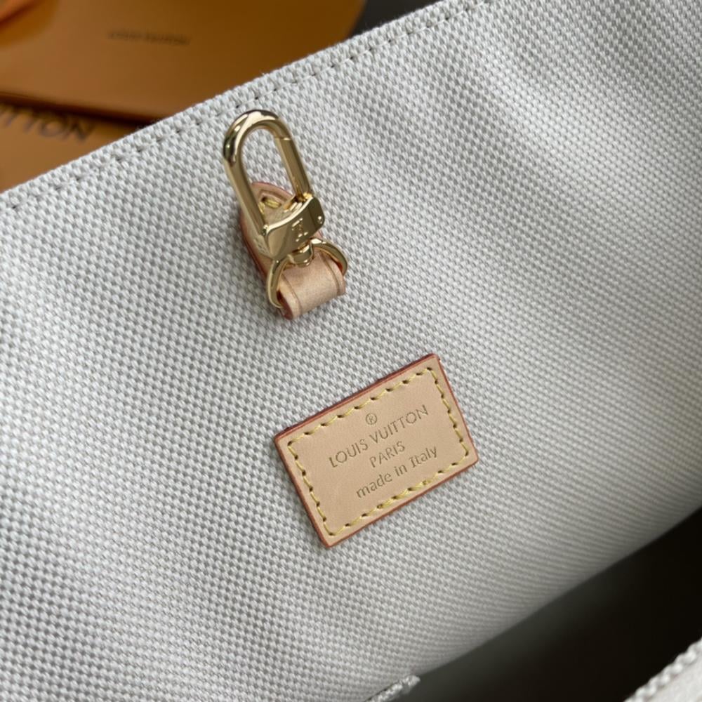 On TheGo Voyage monogram
