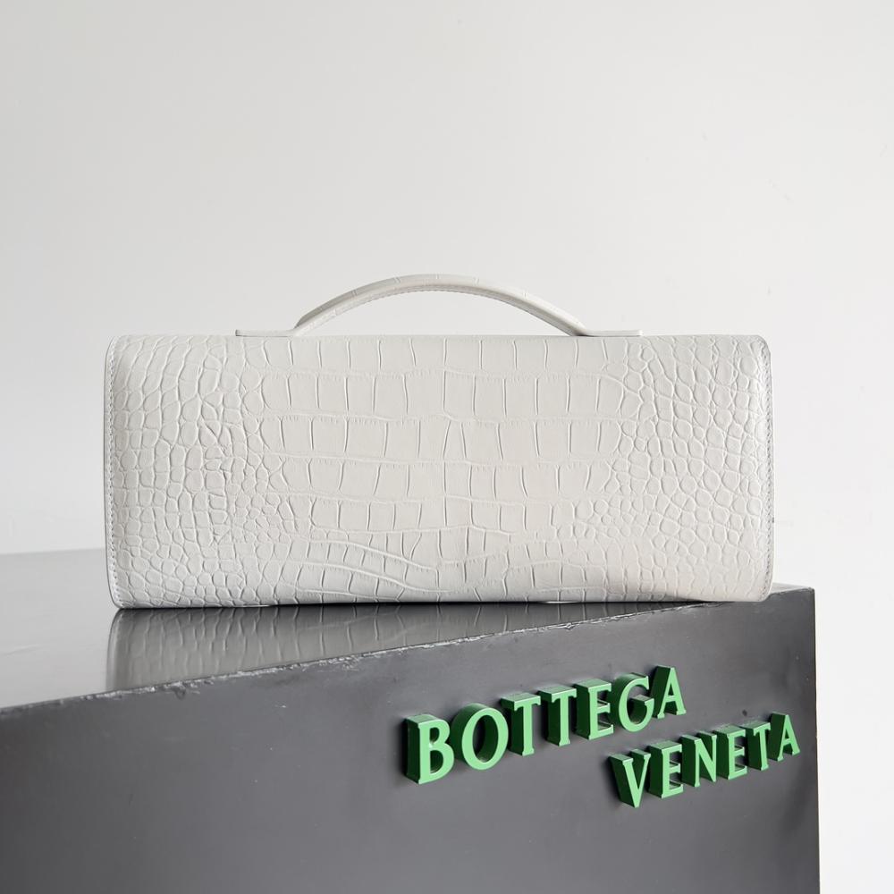 BV Andiamo  Clutch 29cm