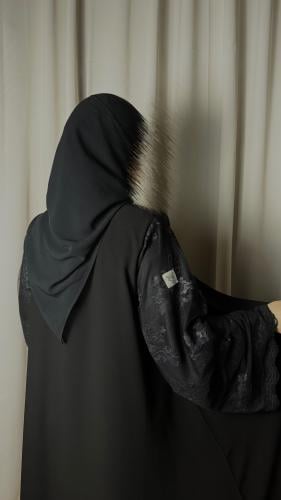 عباية شهد