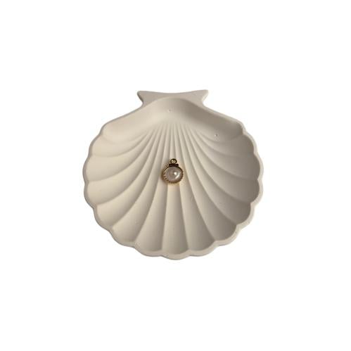 Sea shells 1