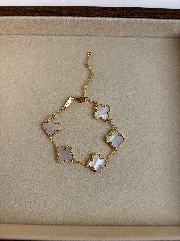 اسورة فانكليف لون ابيض -لؤلؤي