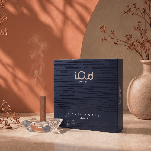 Pure, rich and aromatic Kalimantan oud in 12 pieces.