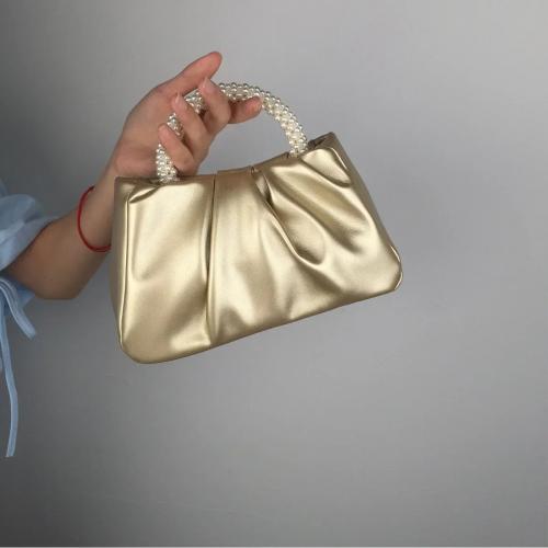 شنطه يد صغيره فاخرة مقبض من اللؤلؤ