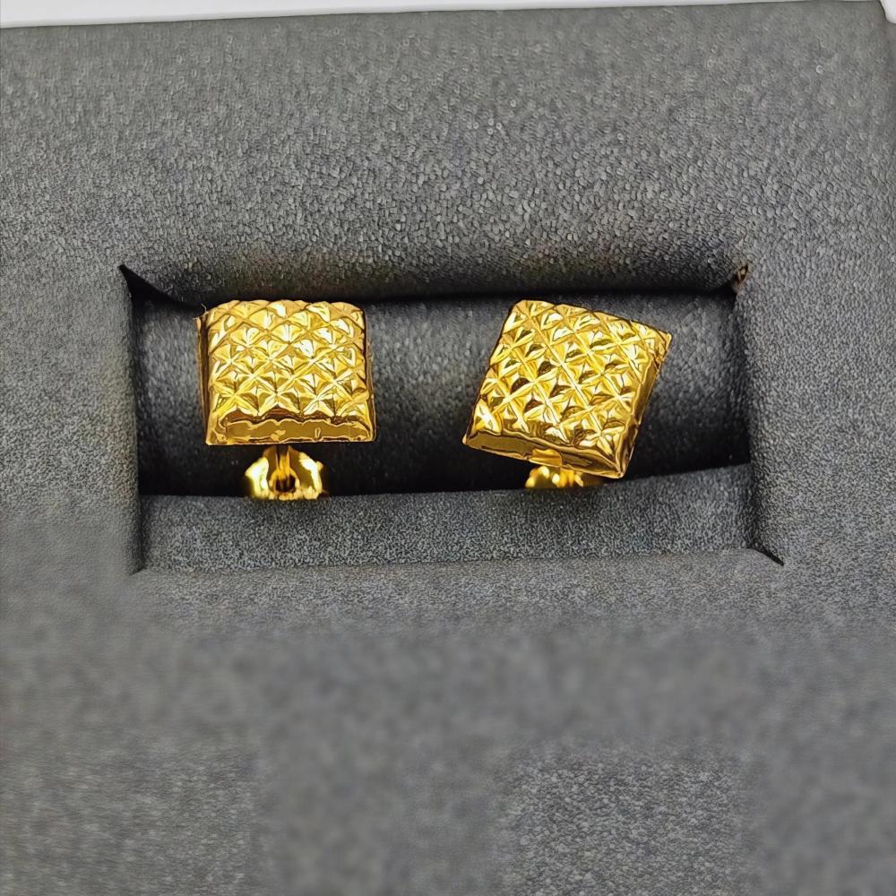 Earring 18K Gold - حلق عيار 18