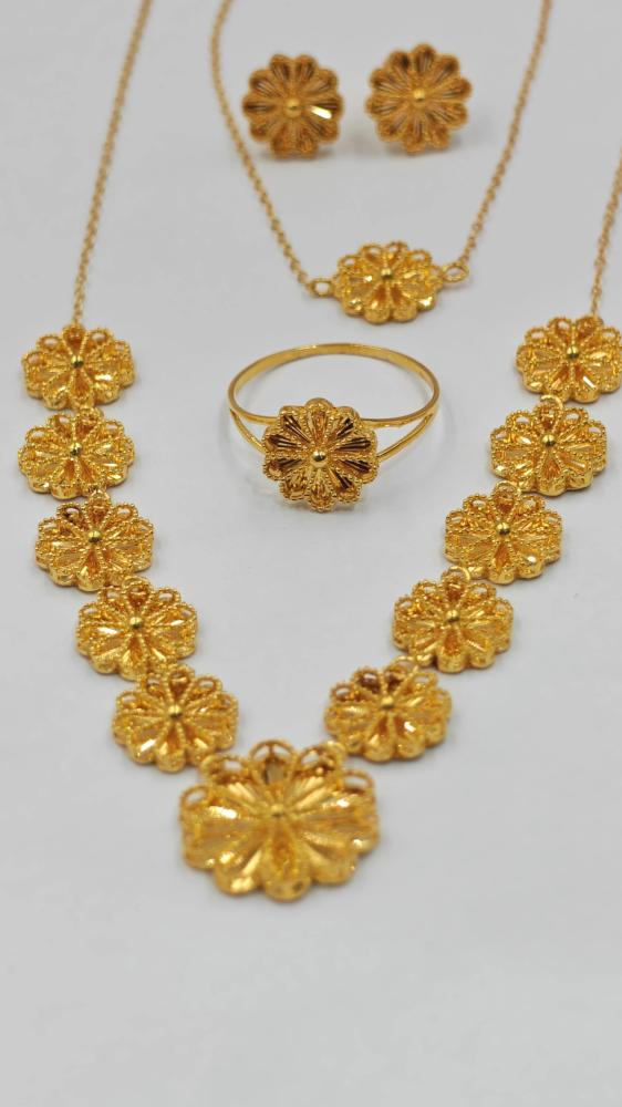 طقم ذهب عيار 21 - 21K Gold set