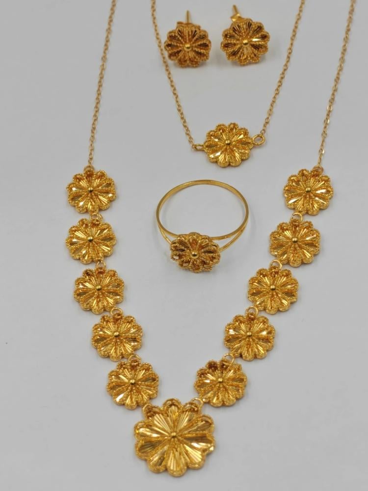 طقم ذهب عيار 21 - 21K Gold set