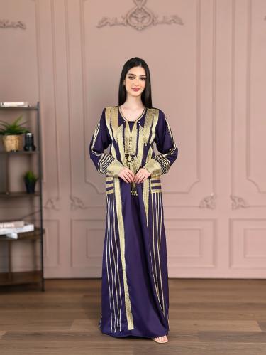 جلابية بنفسجي ملكي بتطريز ذهبي أنيق