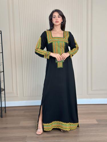 جلابية أسود بتطريز ذهبي فاخر