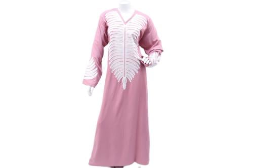 جلابية نسائية بأكمام طويلة