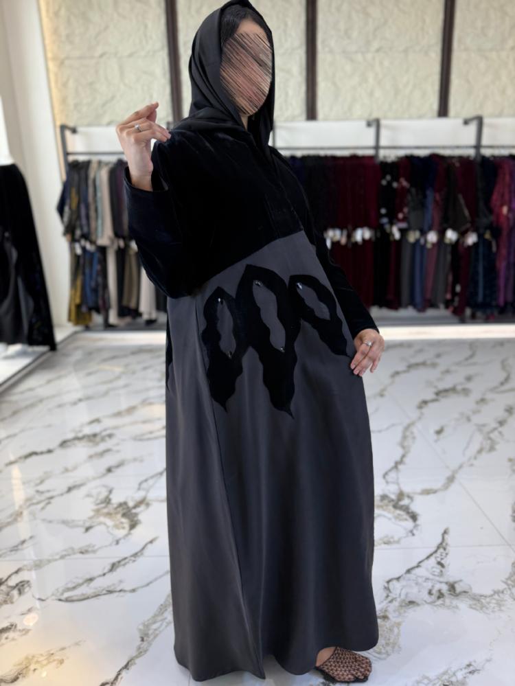 مخمل نص مع تخريم تحت