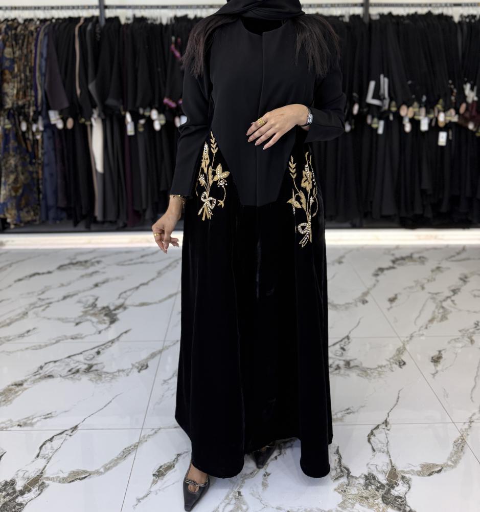 عبايه سناء  كلوش مخمل