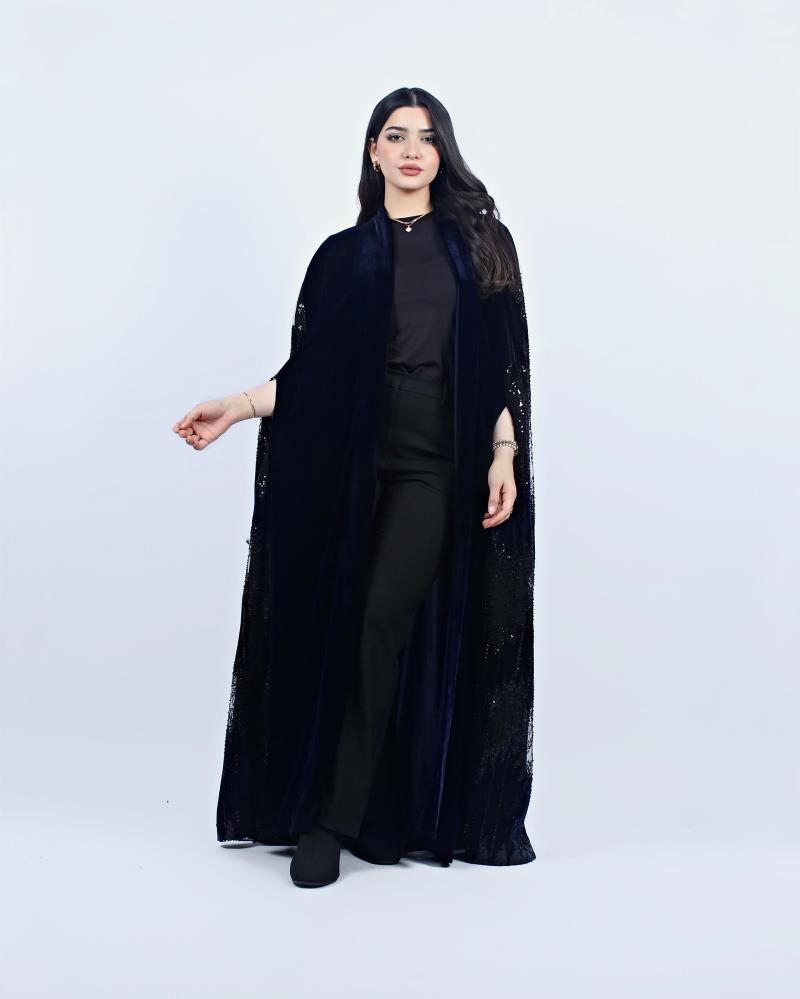 عباية وسن لون كحلي