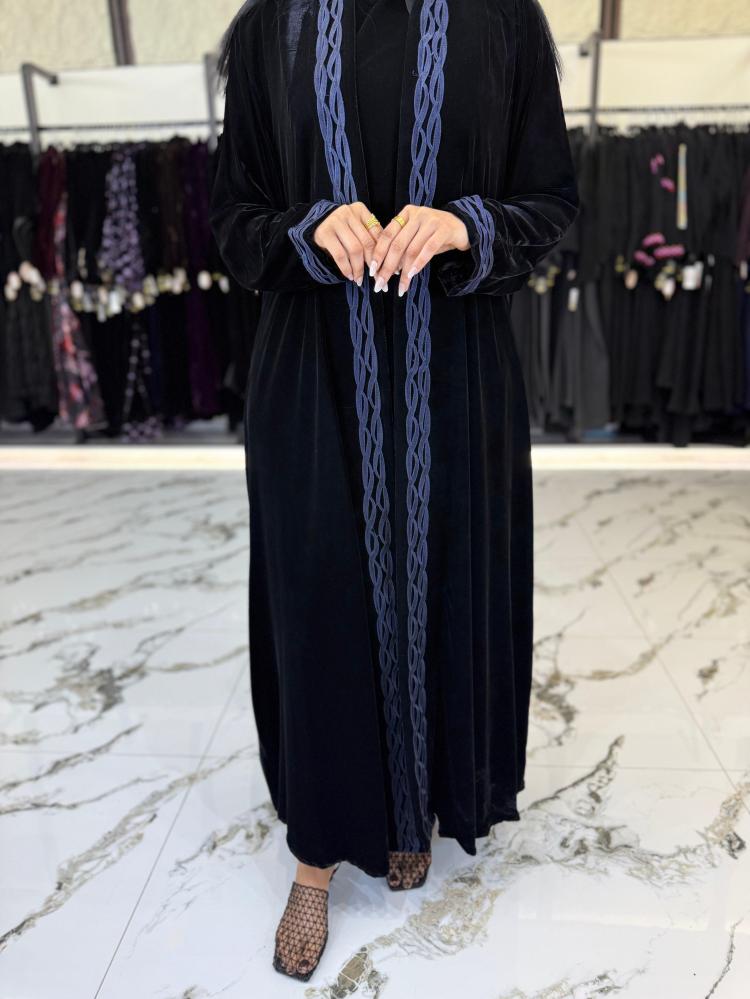 عبايه  هديل مخمل