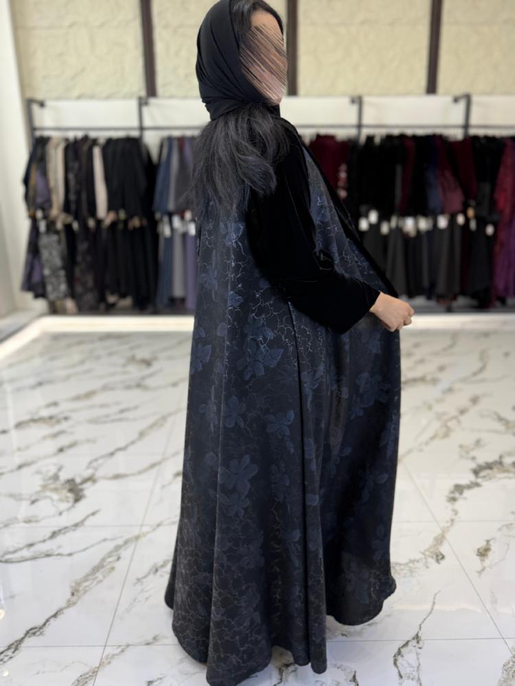 عبايه شتويه  قماش مشجر  كم مخمل  قصه دبل كلوش