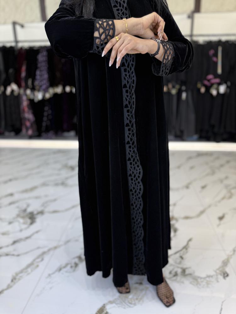 عبايه مخمل  كوري كلفه امام كم