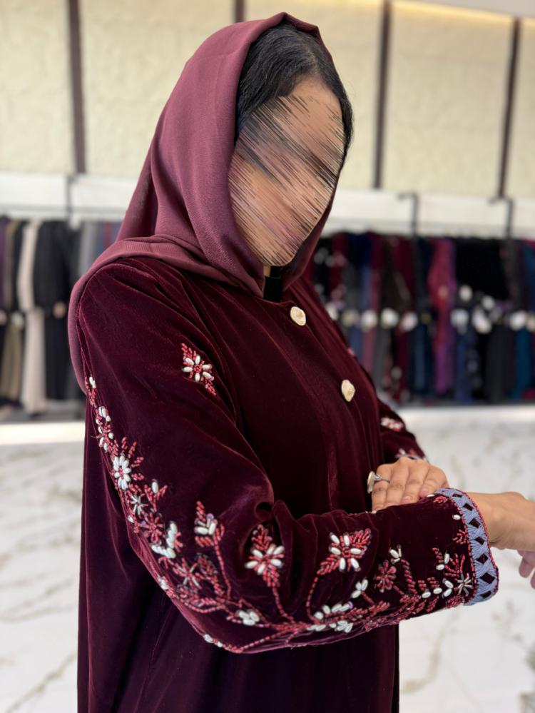 عباية ميـا  لون برغندي