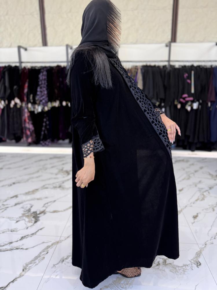 عبايه مخمل  كوري كلفه امام كم