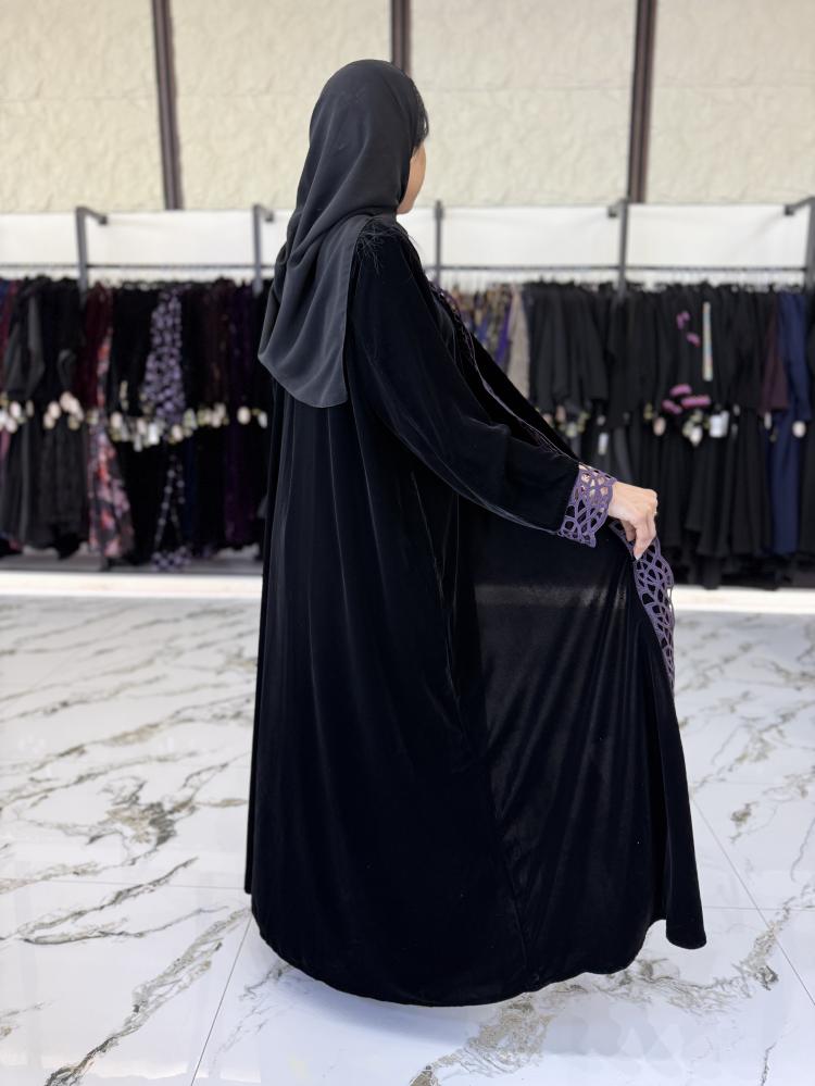 عبايه مخمل  كوري كلفه امام كم