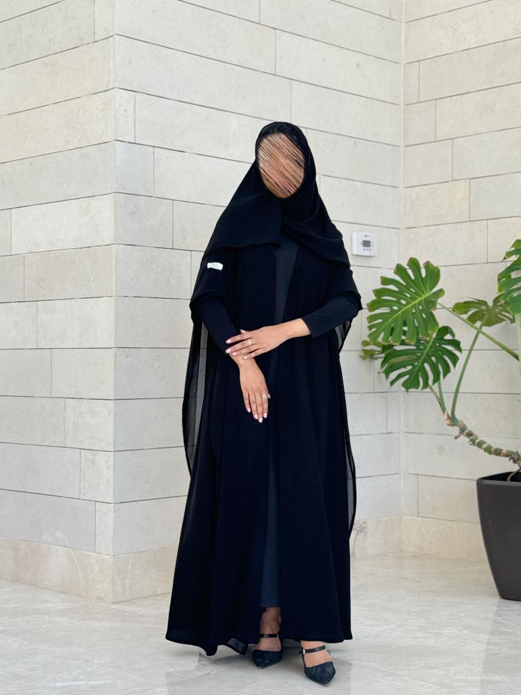 عباية C46 كريب ملكي مع تدخيل شيفون مع كم ستريتش نص كلوش