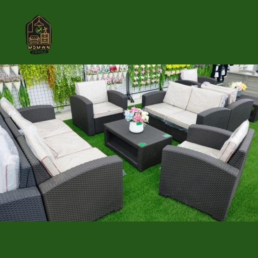 Distinctive economical outdoor seating set