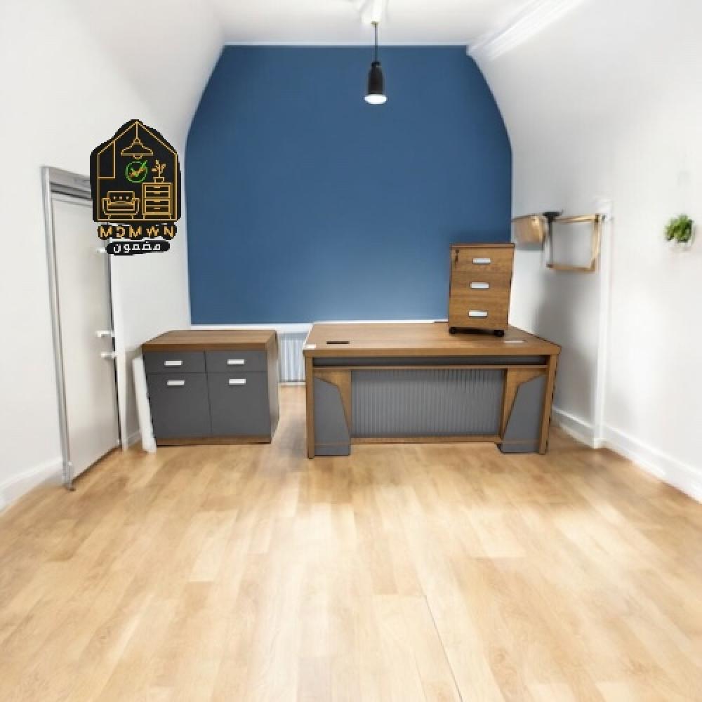 Complete wooden executive desk with side drawer unit and 160cm mobile safe