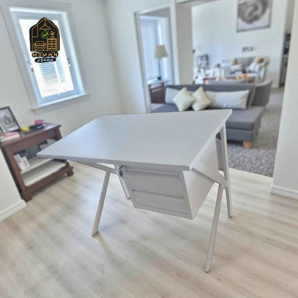 Modern office design in multiple sizes